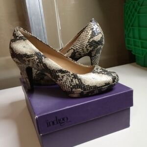 Indigo Snake Print High Heels in Black and Cream
